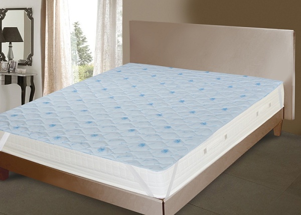 Наматрасник "Шарм"  полиэфирное волокно (180х200)