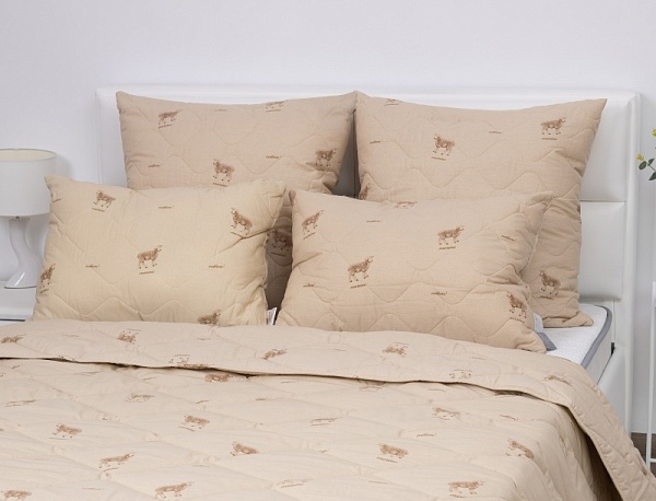 Подушка "Овечья шерсть" Премиум Лайт (68х68)